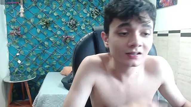 Waturox online show from 10-17-25, 07:37