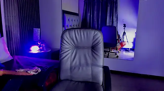 sophiieTaylor1 online show from 03-15-25, 06:36