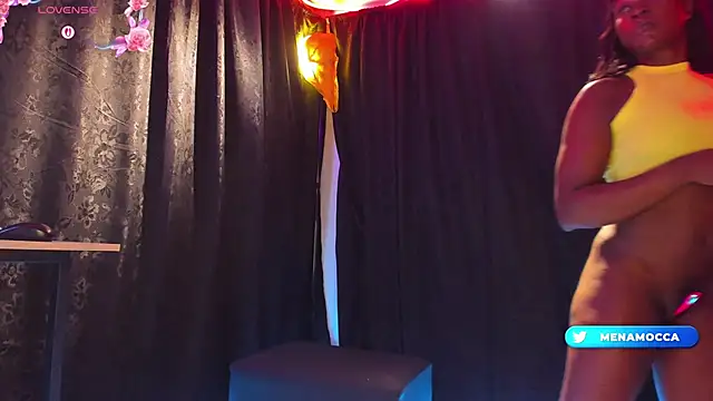 Snapshot of MiaKnox chatting on 09-29-25, 10:11 MiaKnox online show from 09-29-25, 10:11