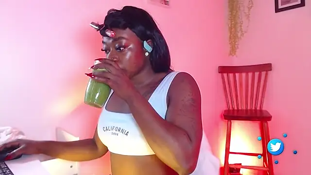 Snapshot of MiaKnox chatting on 03-04-25, 09:07 MiaKnox online show from 03-04-25, 09:07