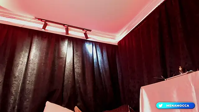 MiaKnox online show from 04-29-26, 12:04