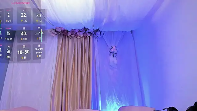 salomee star  online show from 11-13-25, 06:45