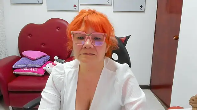 Snapshot of Salomeediaz_ chatting on 04-22-26, 09:10 Salomeediaz online show from 04-22-26, 09:10
