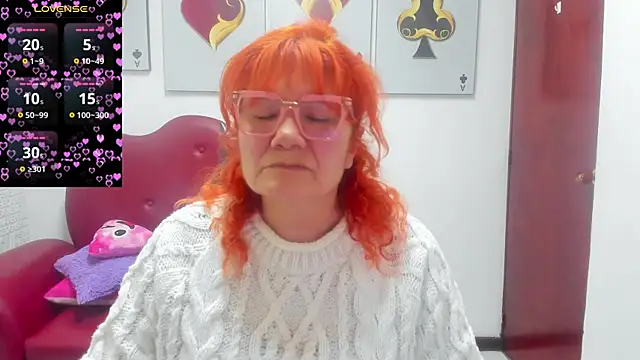 Snapshot of Salomeediaz_ chatting on 04-17-26, 10:01 Salomeediaz online show from 04-17-26, 10:01
