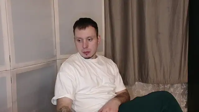 Snapshot of KesandAlex chatting on 01-21-25, 11:13 KesandAlex online show from 01-21-25, 11:13
