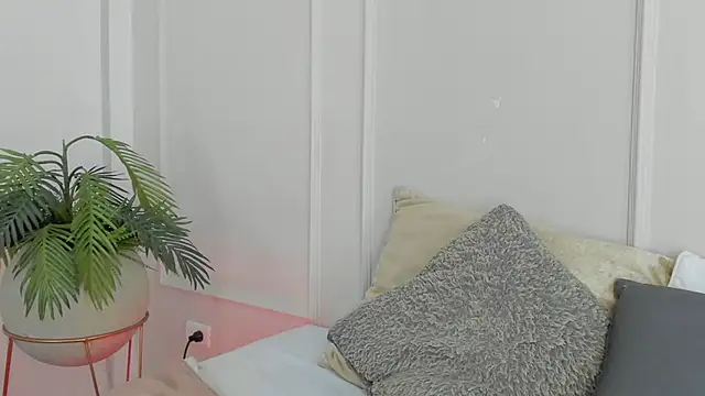 Mariapettit online show from 04-07-26, 12:40