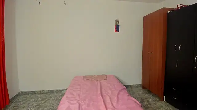 nicole volkov online show from 03-11-25, 04:19