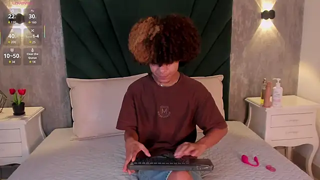 Alexiis Etereo online show from 02-19-26, 07:22