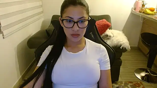 Charlotte cute18 online show from 02-09-26, 11:58