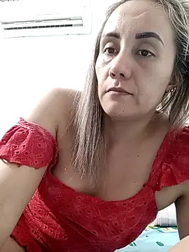 Isabel23zr online show from 04-06-26, 06:20