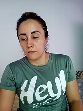 Isabel23zr online show from 11-15-25, 03:05