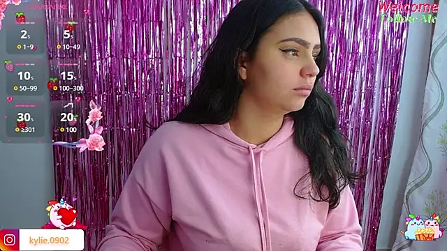 Snapshot of karol_9 chatting on 01-23-25, 02:44 karol 9 online show from 01-23-25, 02:44