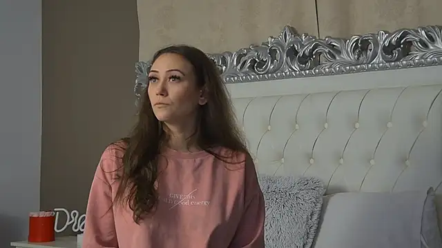 AliceMunro online show from 11-04-25, 05:06