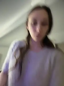 AliceMunro online show from 04-10-26, 08:16