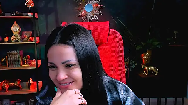 KarolinaRobinson online show from 02-20-25, 05:52