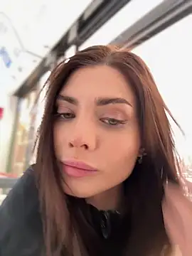 Snapshot of Accole chatting on 03-14-25, 07:37 Accole online show from 03-14-25, 07:37