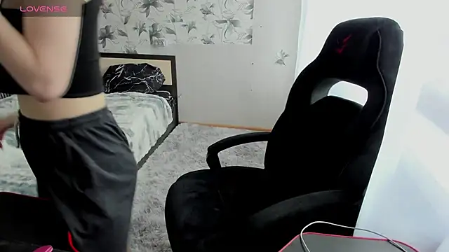 Stacey Brown online show from 01-16-25, 03:56