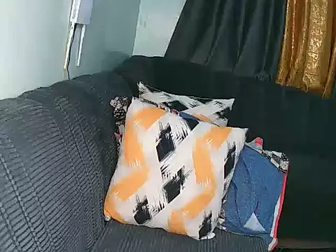 Snapshot of Bigboobylovers chatting on 02-10-26, 11:31 Bigboobylovers online show from 02-10-26, 11:31