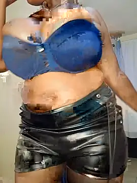 suckmyboobs12  online show from 05-13-26, 07:48