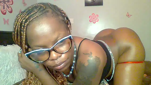 Petite 254 online show from 07-13-26, 11:48