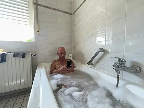 Germankink online show from 07-18-26, 09:18