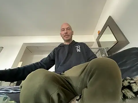 Snapshot of Germankink chatting on 03-10-25, 10:18 Germankink online show from 03-10-25, 10:18