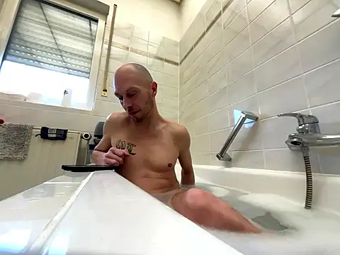 Snapshot of Germankink chatting on 01-18-26, 12:52 Germankink online show from 01-18-26, 12:52