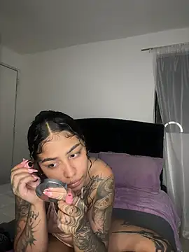 Snapshot of JuliaRose_ks chatting on 07-17-26, 12:19 JuliaRose ks online show from 07-17-26, 12:19