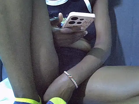 Lutyie online show from 10-17-25, 01:42