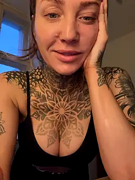 ElenaHaze online show from 11-07-25, 06:07