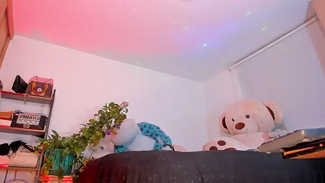 The queen of pleasure online show from 05-11-26, 07:54