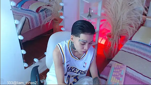 Jonesliam23 online show from 11-14-25, 07:06