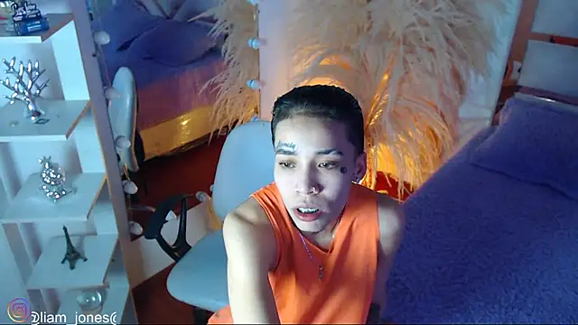 Jonesliam23 online show from 02-09-26, 07:23