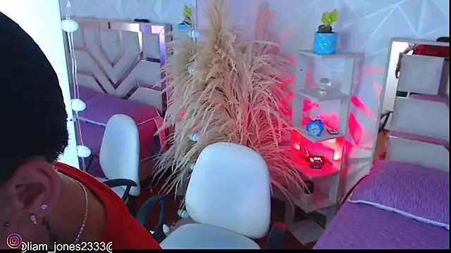 Jonesliam23 online show from 09-24-25, 07:09