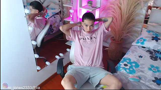 Jonesliam23 online show from 11-05-25, 08:01