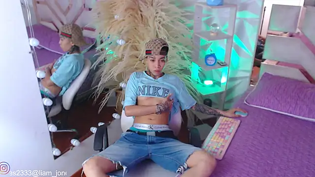 Jonesliam23 online show from 09-16-25, 07:15