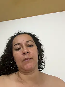 luisa curli online show from 02-10-26, 04:22