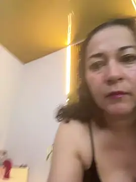 Snapshot of luisa_curli chatting on 07-19-26, 09:11 luisa curli online show from 07-19-26, 09:11