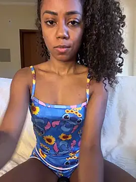 Snapshot of LorenaSirena chatting on 02-03-26, 03:06 LorenaSirena online show from 02-03-26, 03:06