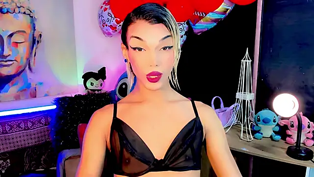 Snapshot of the-horus-girl chatting on 03-05-25, 08:42 the-horus-girl online show from 03-05-25, 08:42