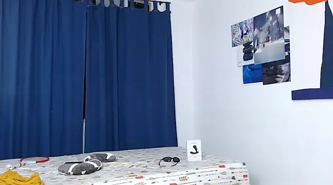 Sanit Di online show from 12-20-24, 02:37