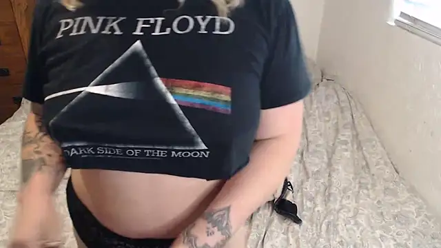anja peach online show from 04-22-26, 04:25