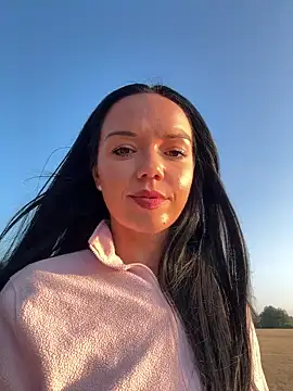 Snapshot of Vanesskaa chatting on 07-14-26, 07:31 Vanesskaa online show from 07-14-26, 07:31