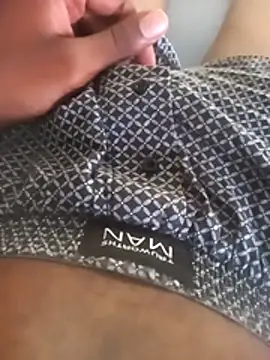 Almino00 online show from 02-16-26, 09:41