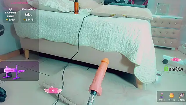 EmilyySaenz online show from 10-23-25, 12:59