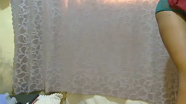 Snapshot of slim_girl02 chatting on 05-28-26, 06:10 slim girl02 online show from 05-28-26, 06:10
