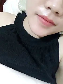  Attractivegirl33 online show from 10-10-25, 08:15