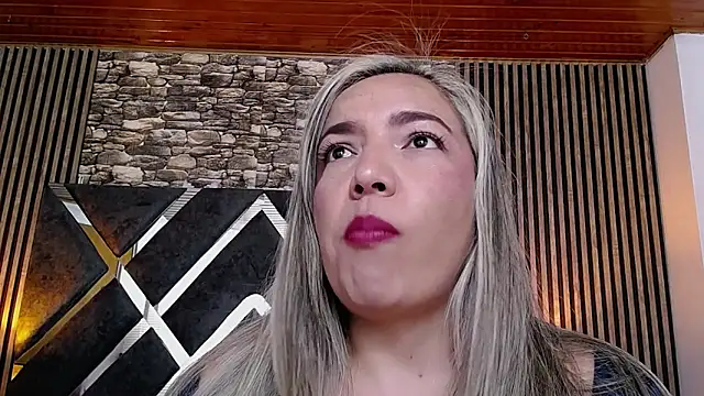 marie hss online show from 04-07-26, 08:21