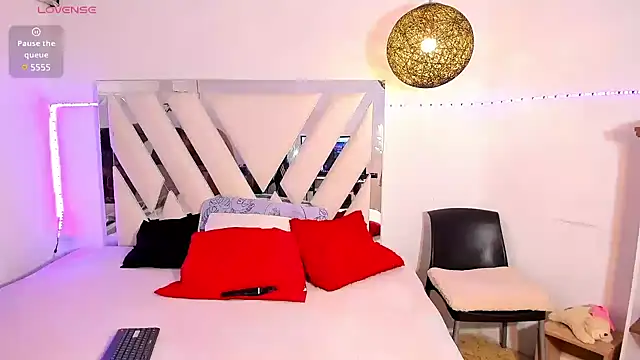 rose scottt online show from 03-12-25, 11:43