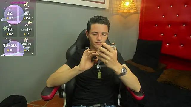 Snapshot of tossetrech chatting on 03-22-25, 02:37 tossetrech online show from 03-22-25, 02:37